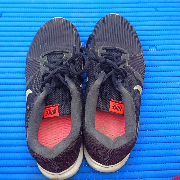 Nike Shoes - Nike shoes